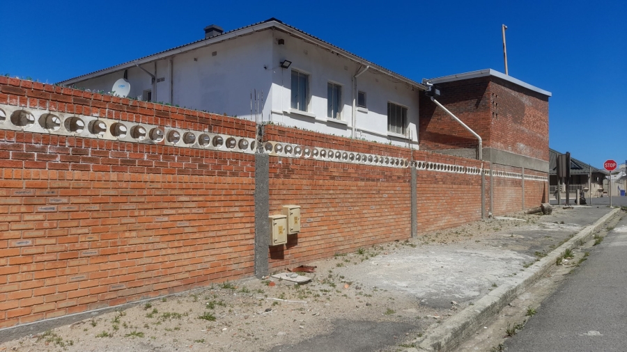 Commercial Property for Sale in Quigney Eastern Cape
